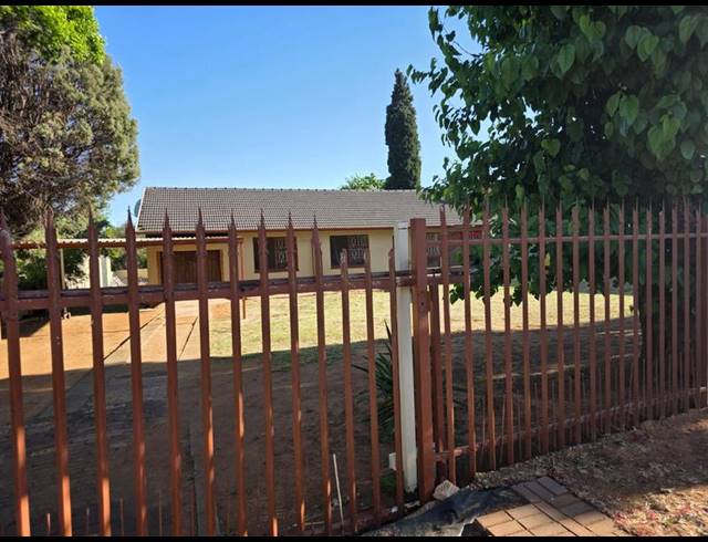 3 BEDROOM PROPERTY TO RENT IN KIBLER PARK